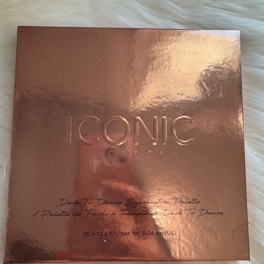 ICONIC London Gold Eyeshadow Palette